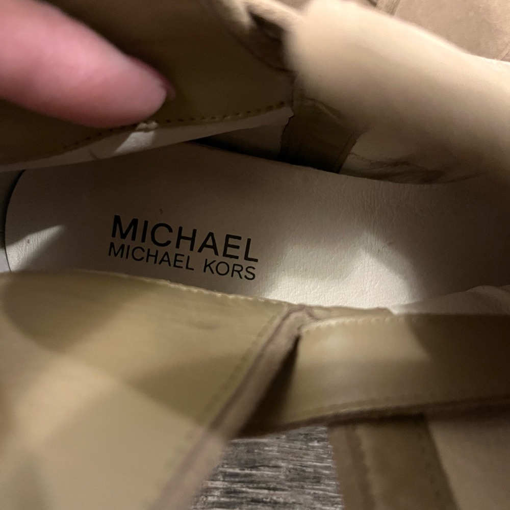 MICHAEL Michael Kors Boots Women's 11 Beige Tan Suede Leather Buckle Ankle - Picture 7 of 8